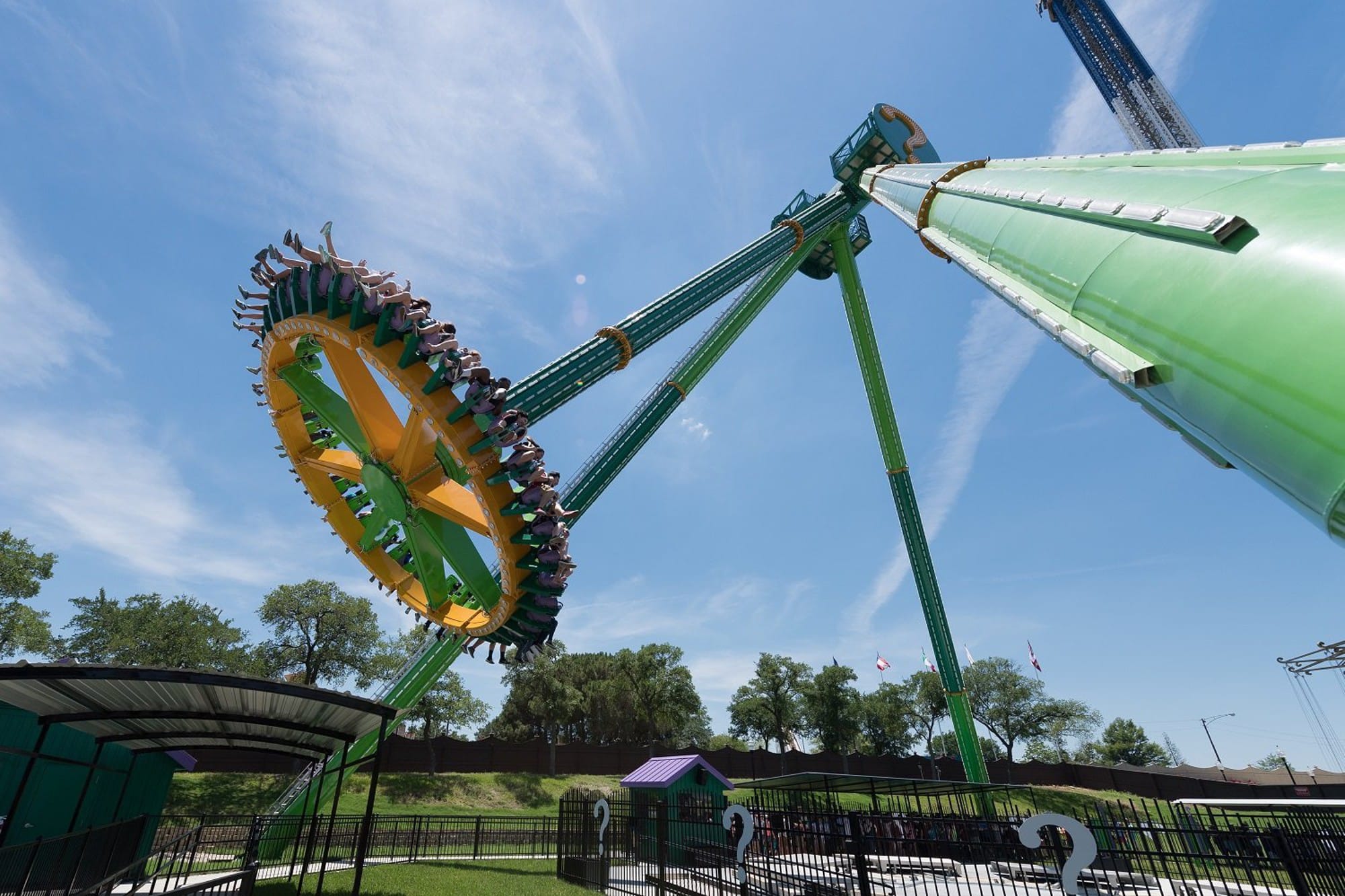 Pendulum Rides – Factory Direct Amusement Ride Supplier Giant pendulum ride - amusement park thrill ride