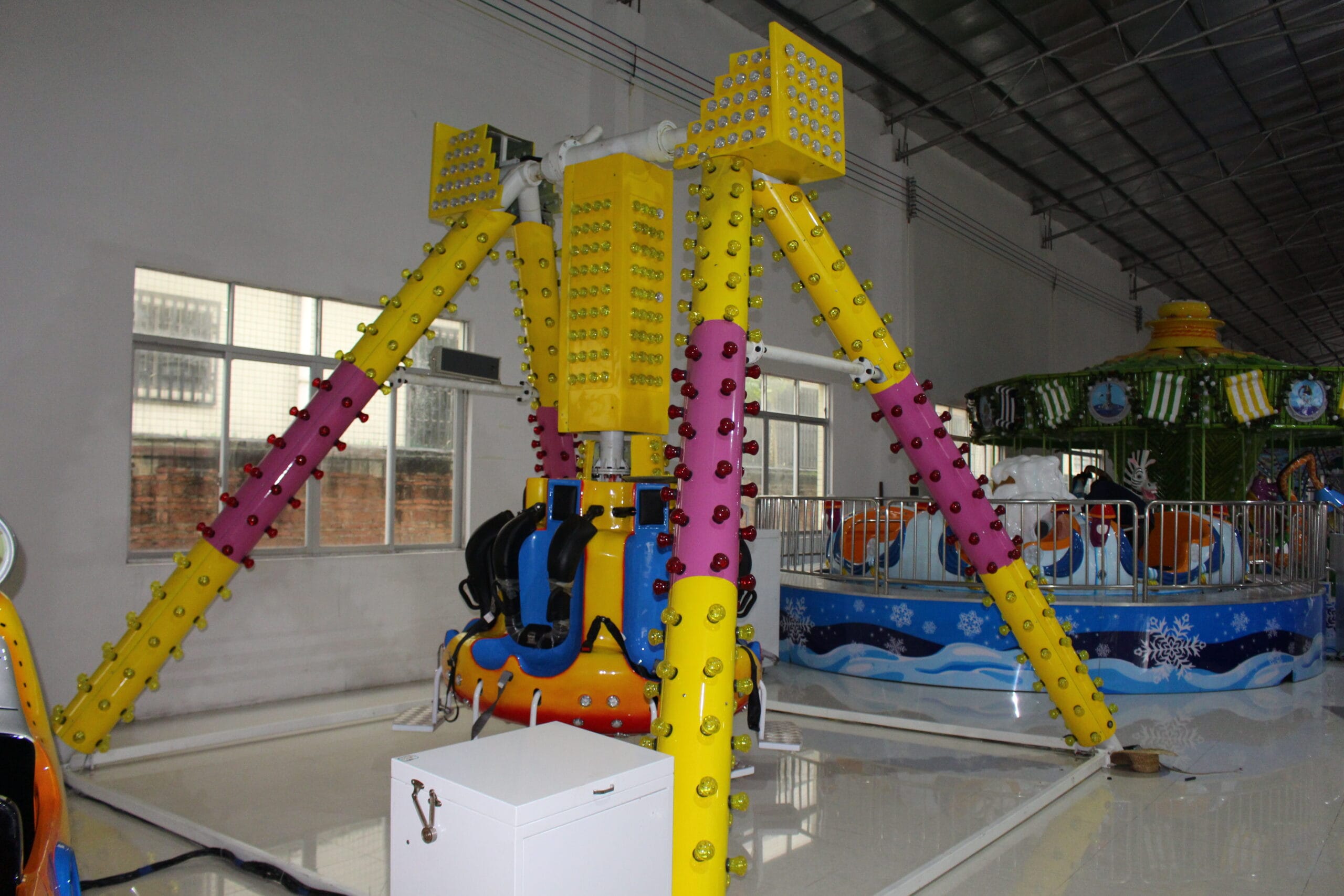 Mini pendulum ride full view