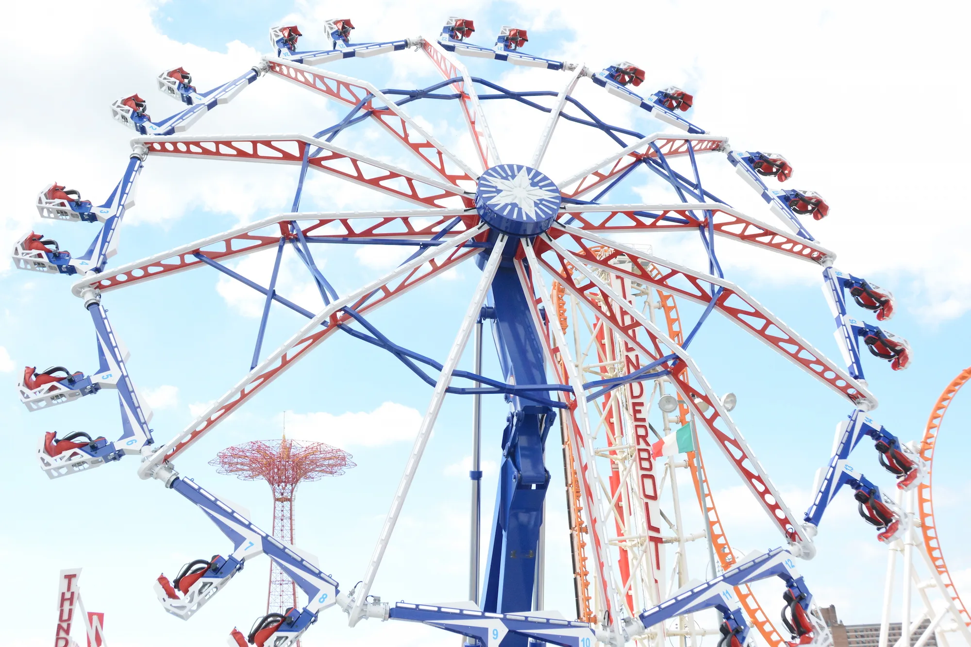 24-Seat Top Scan Speed Windmill Ride for Sale | Endeavour Thrill Ride | JHRides Speed Windmill Ride full installation