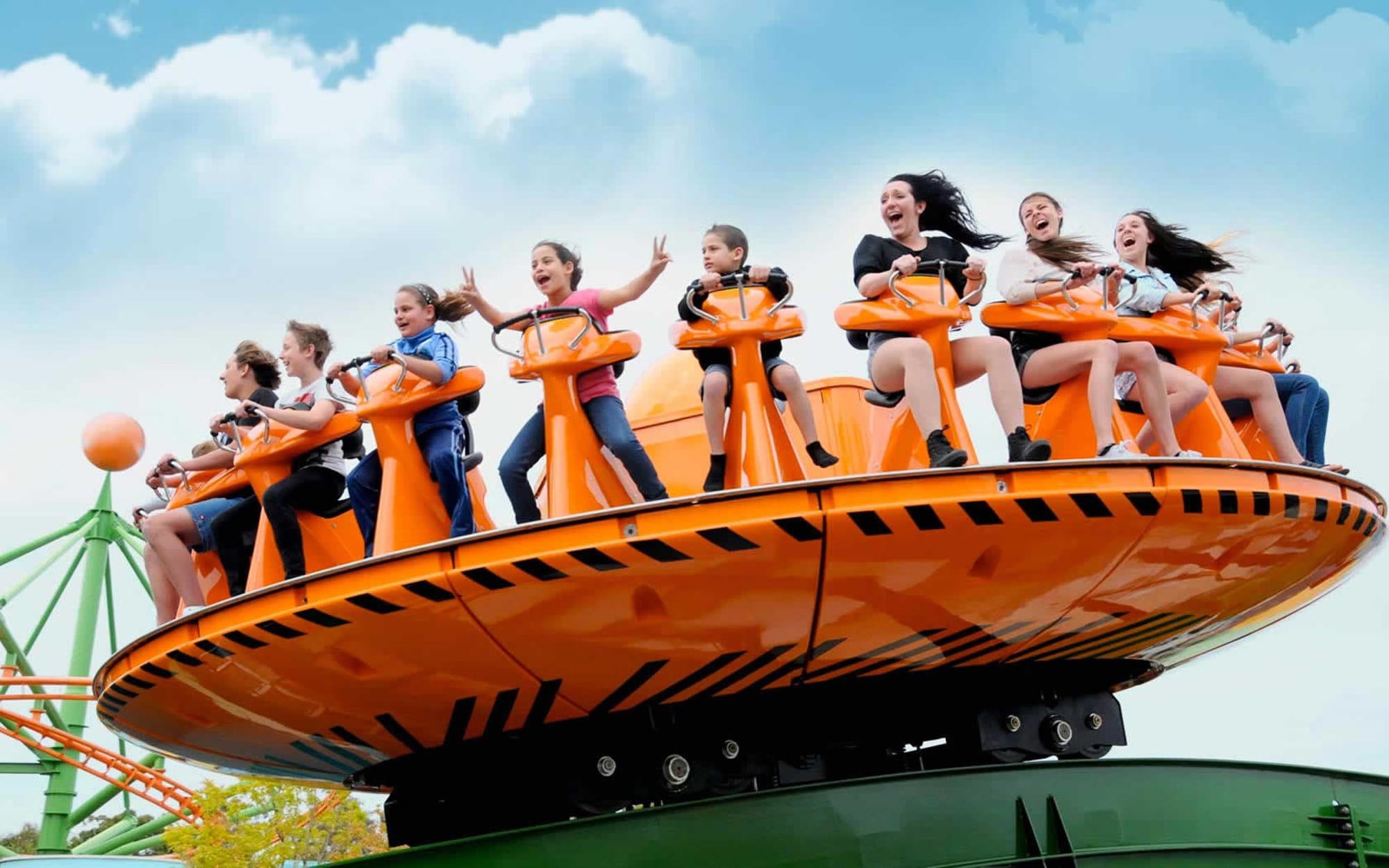 24-seater UFO Slide Ride for Sale | Disco UFO Ride | JHRides UFO Slide Ride for sale - Shenzhou Flying Saucer