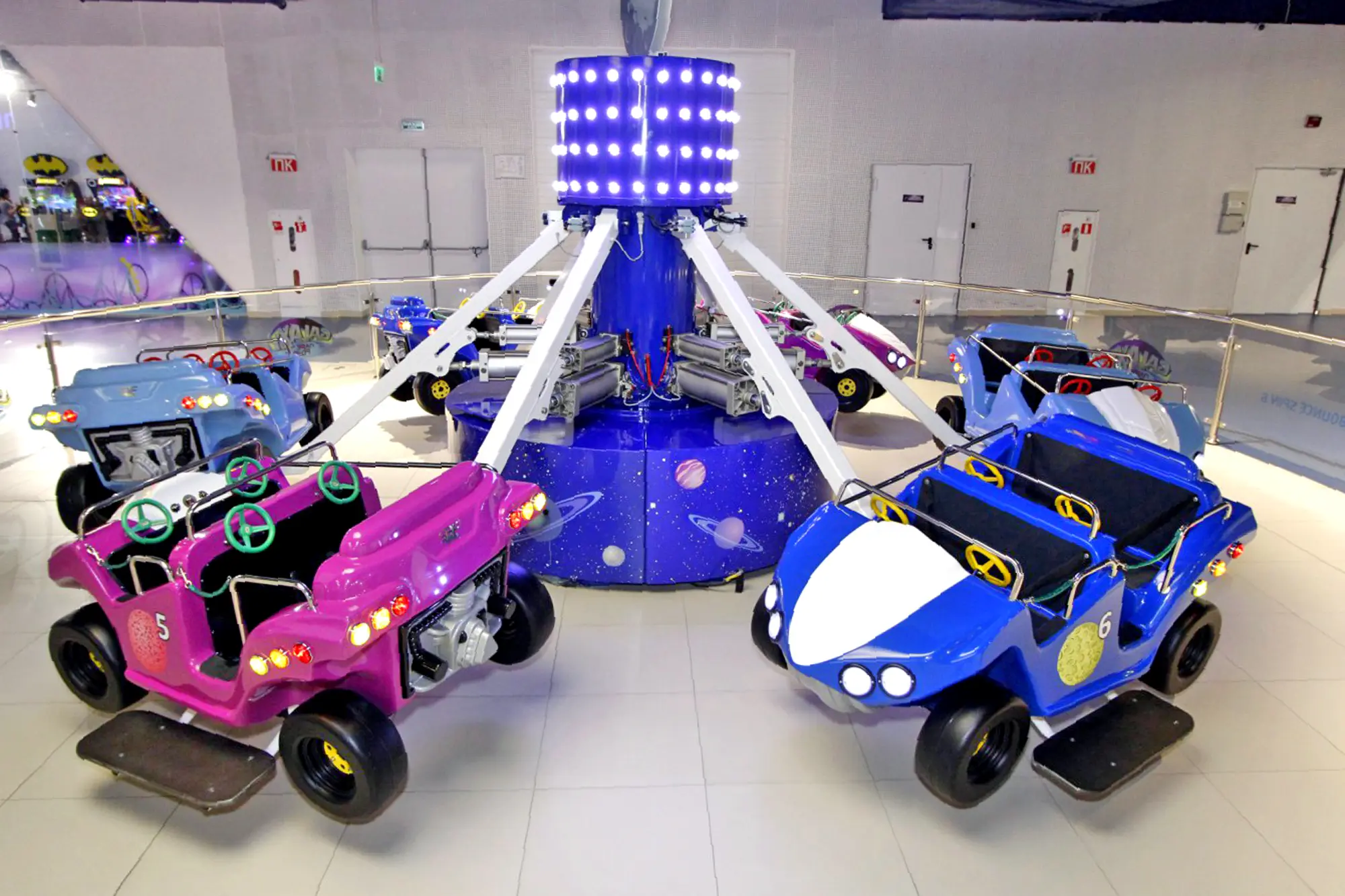 Bounce Spin Ride for sale – full view of the rotary bouncing ride structure