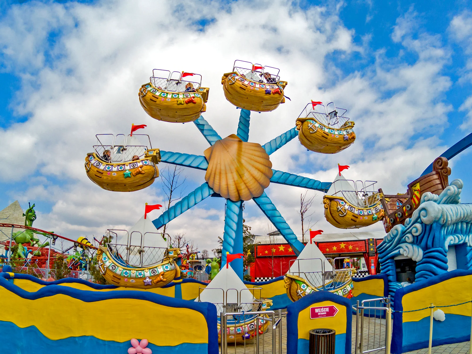 10M Ferris Wheel for sale - compact observation wheel for family amusement parks