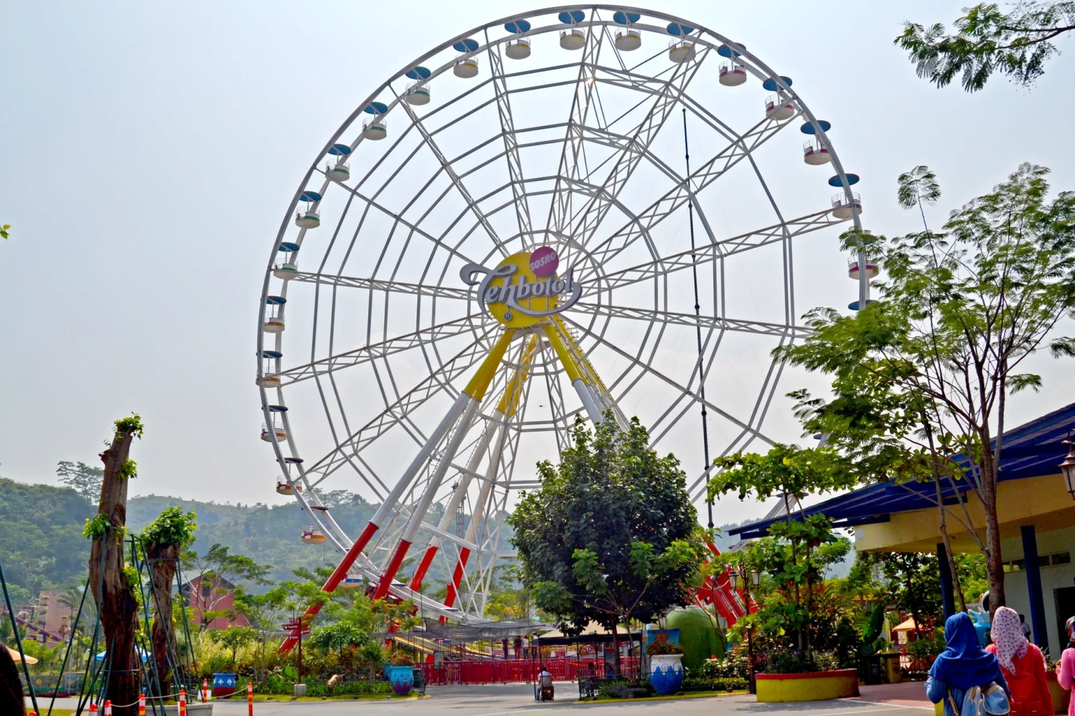 45M Ferris Wheel for sale - 192-seat observation wheel for large amusement parks