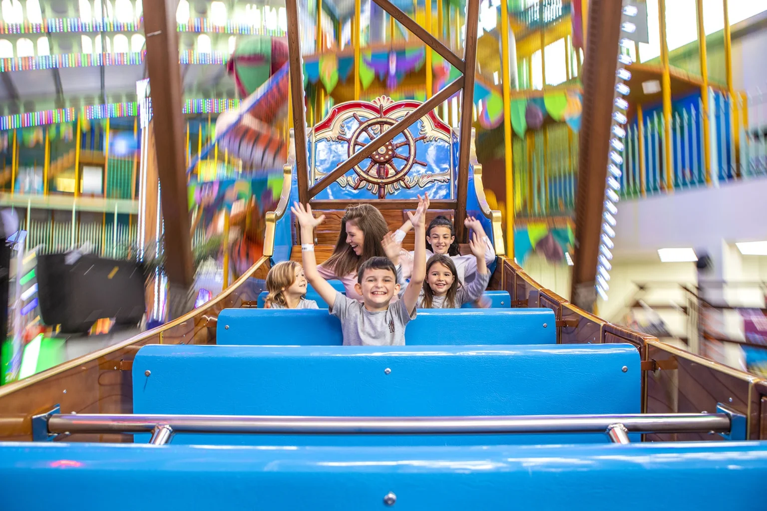 Medium pirate ship ride full installation view - compact indoor amusement equipment