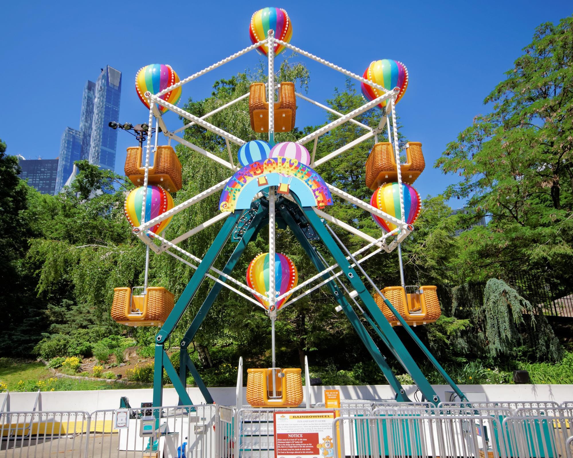 Small Ferris Wheel Fiesta Balloon - full view of compact kids observation wheel