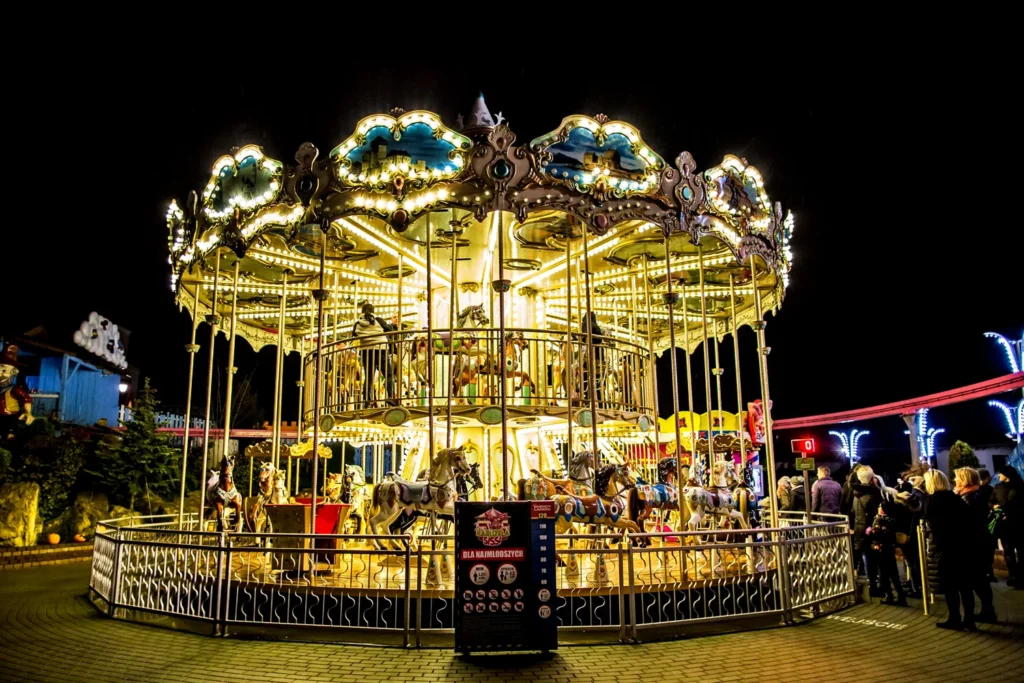 10m Double Deck Carousel full view – 52 seat amusement park carousel manufacturer
