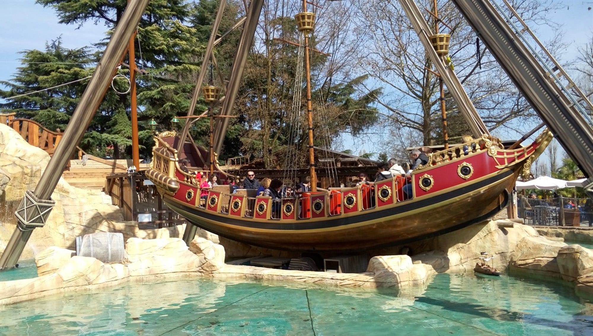 42-seat pirate ship ride full installation view - large amusement equipment