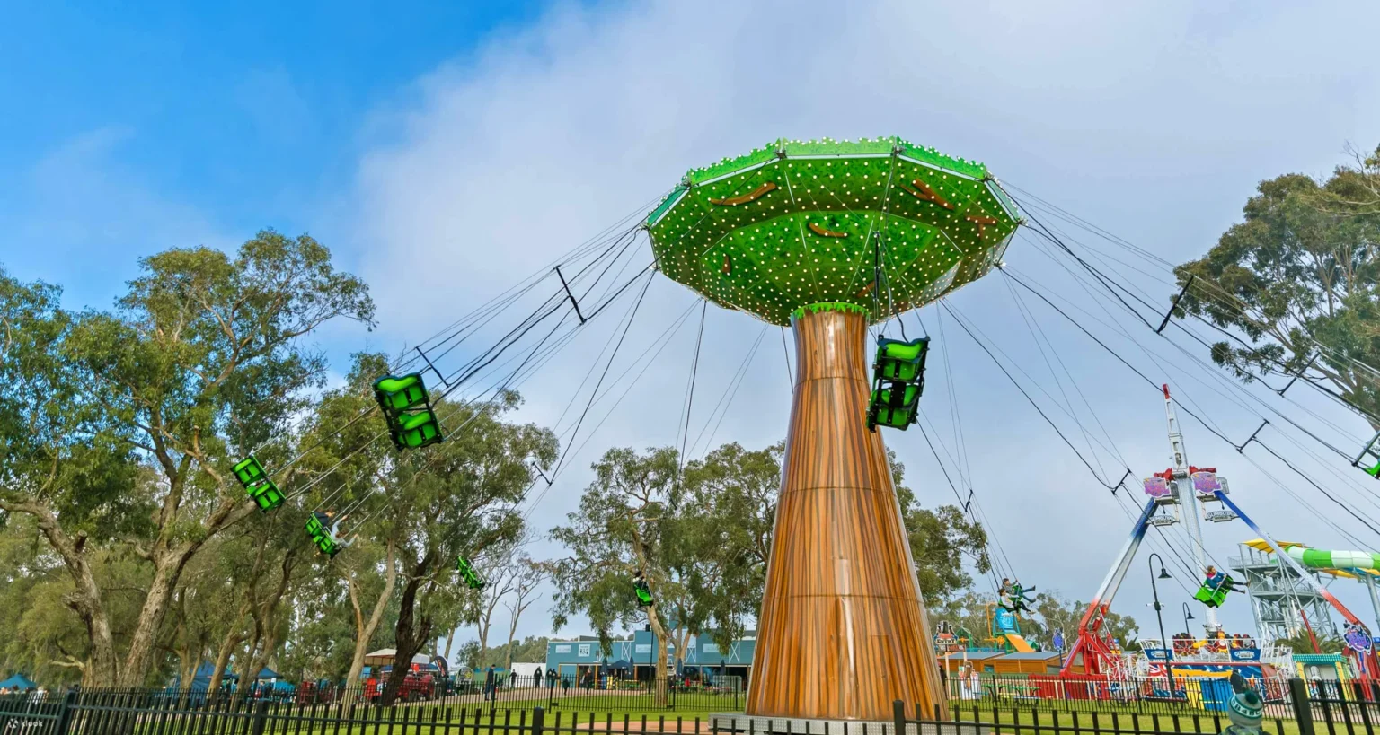 Tree Swing Ride – 24 Seat Giant Tree Theme Flying Chair Manufacturer & Supplier